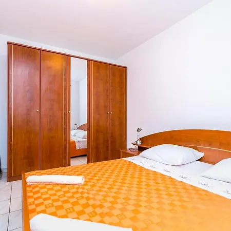 Milena * メドゥリン