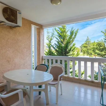 Milena Apartment